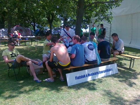 FINE a szigeten